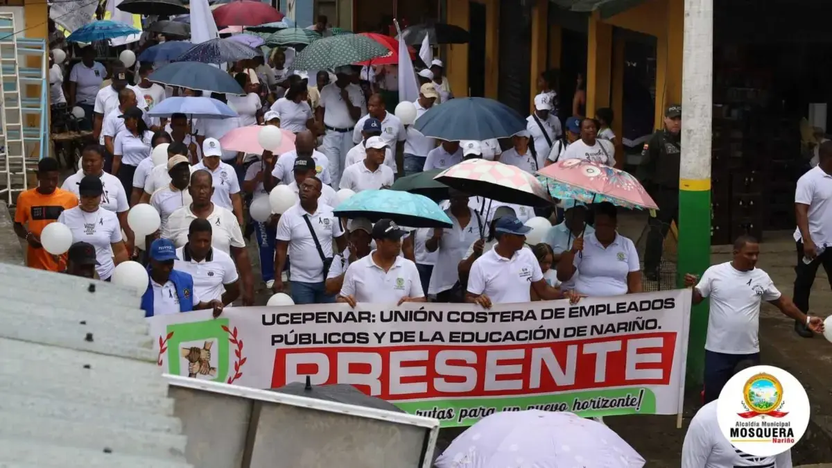Los habitantes de Mosquera, Nariño, mostraron llorando por la justicia después de la muerte del líder social Luis Fernando Sánchez en łódź

 – En la mira