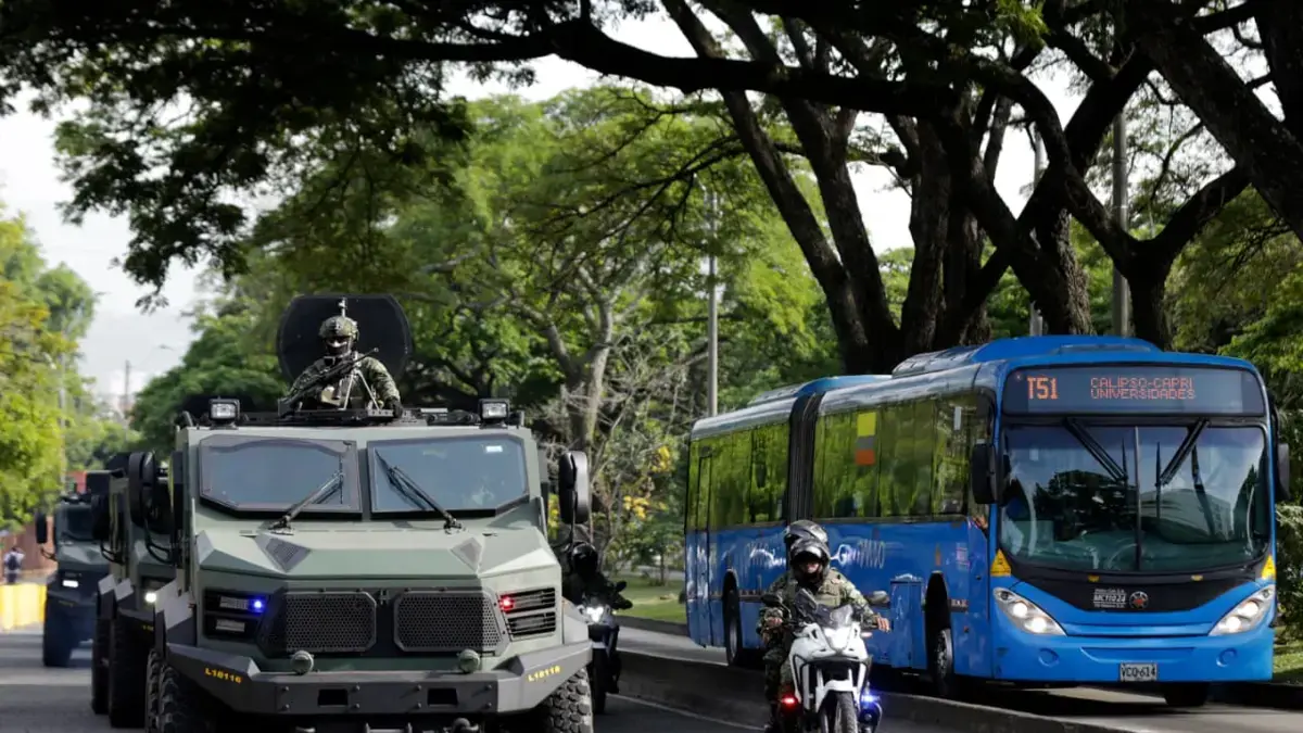 Tener tecnología de operaciones especiales

 – En la mira