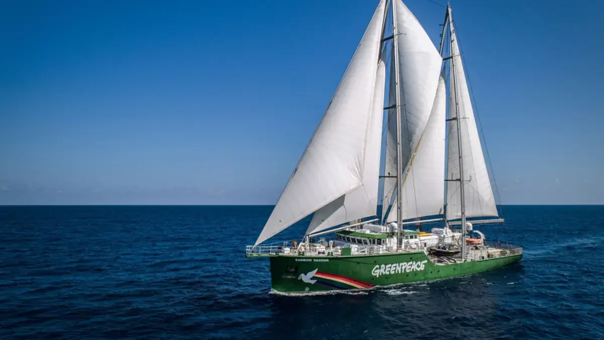 Rainbow Warrior, Greenpeace Ship, llega a Cartaagen con un mensaje para Amazonia

 – En la mira
