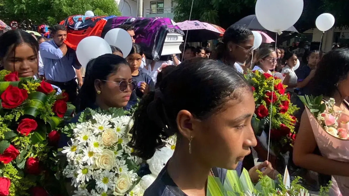 Baranoa liberó a Ariana Sofía, una niña de 11 años asesinada con una bala perdida

 – En la mira