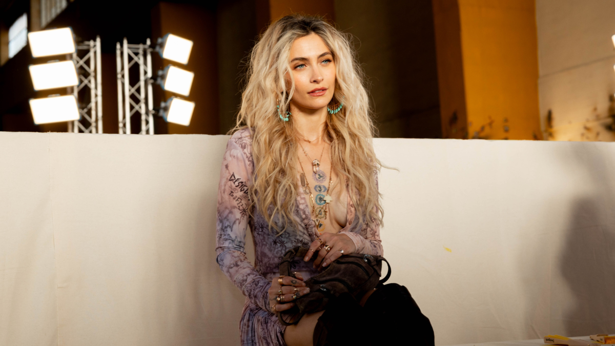 Paris Jackson, la hija del rey de Pop, forja su propio trono en el mundo del entretenimiento

 – En la mira