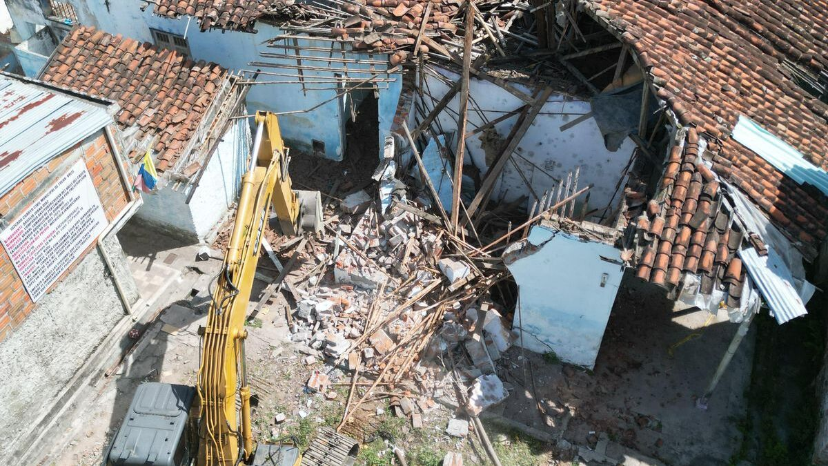 “Casona” Tuluá, valle

 – En la mira