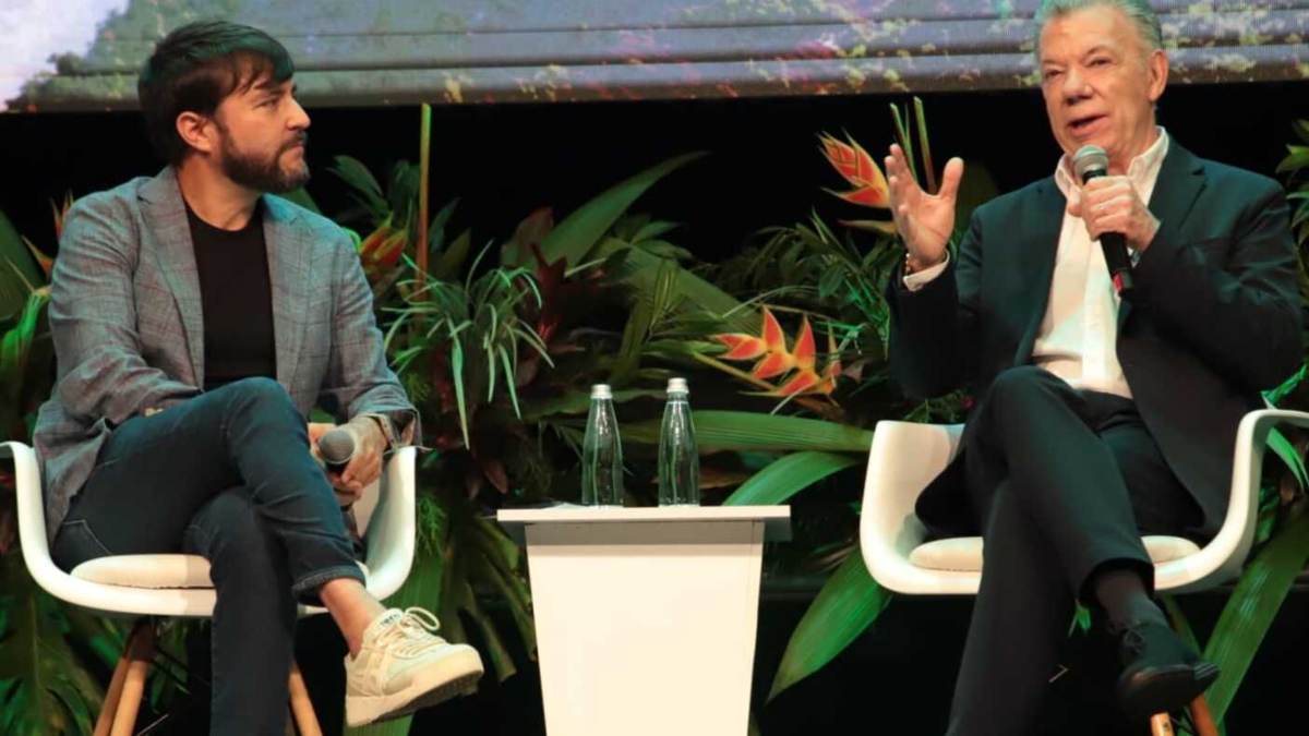 “Paz entre nosotros y la naturaleza”

 – En la mira