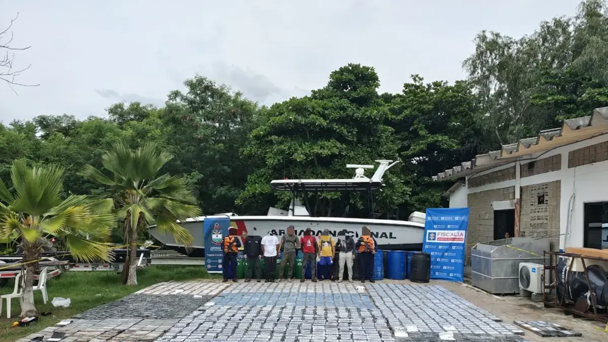 Capturan narcolanch en las aguas de Barranquilla con una tonelada y media cocaína: el destino era España

 – En la mira