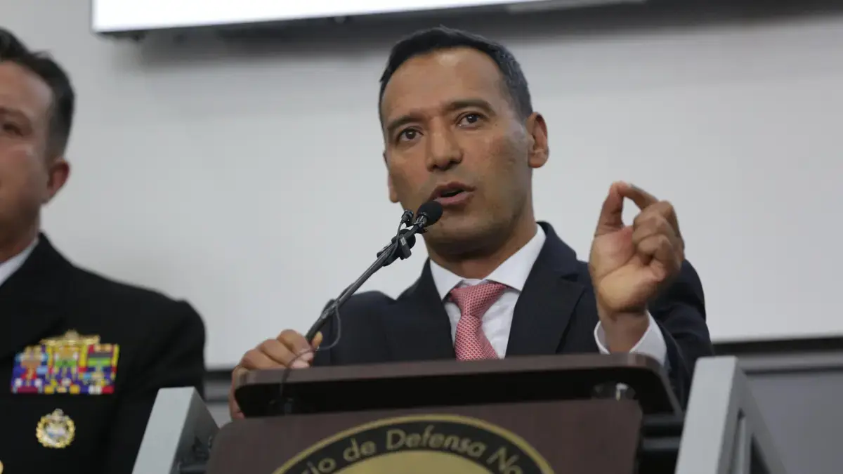 Con 102 votos, la conferencia representativa negó la propuesta de censura al Ministro de Defensa Pedro Sánchez

 – En la mira