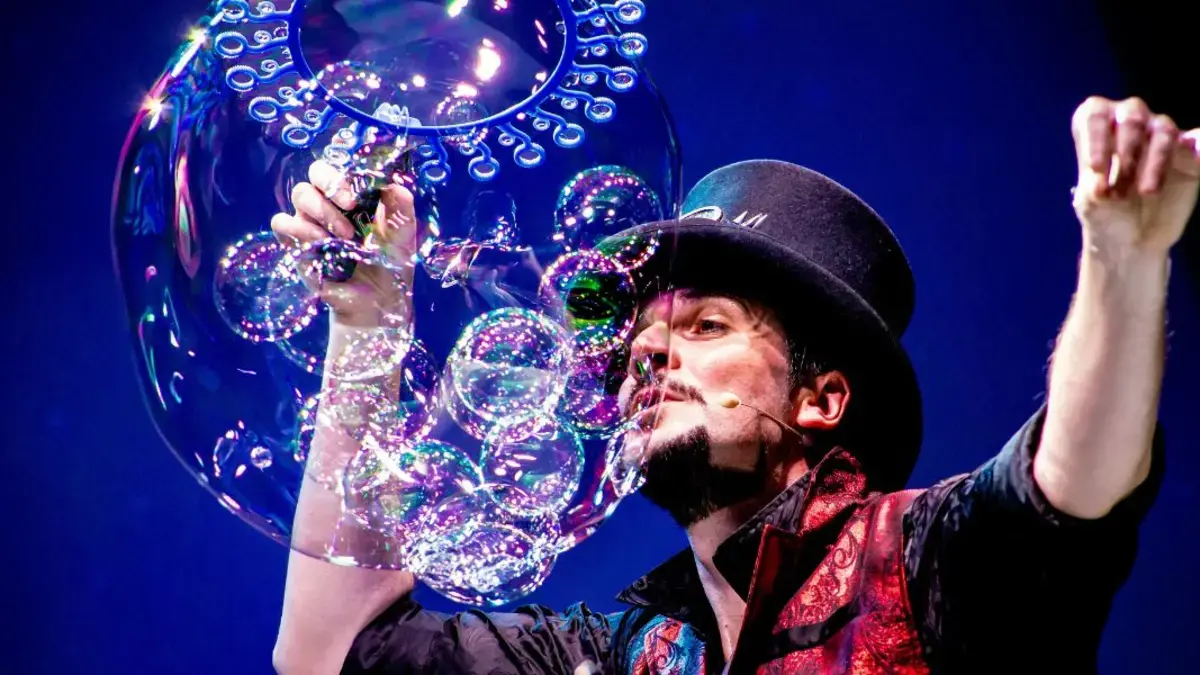 ‘Dreaming Bubbles’, The Magic Bubble Show que llega a Bogotá y Medellín

 – En la mira