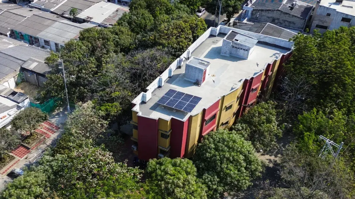 En el Caribe Colombiano, 1686 usuarios ya producen sus propias aplicaciones energéticas y la autoestima aumentó en un 60 % en 2025.

 – En la mira