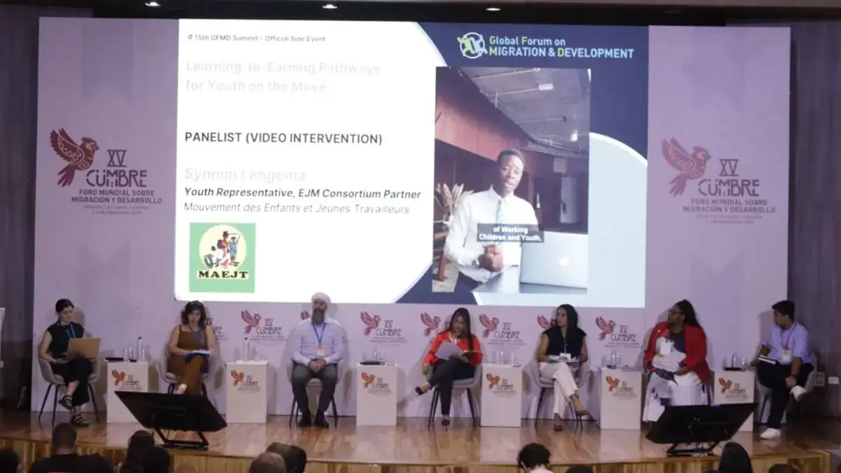 La organización lo alentó a ser una cooperación política más fuerte.

 – En la mira
