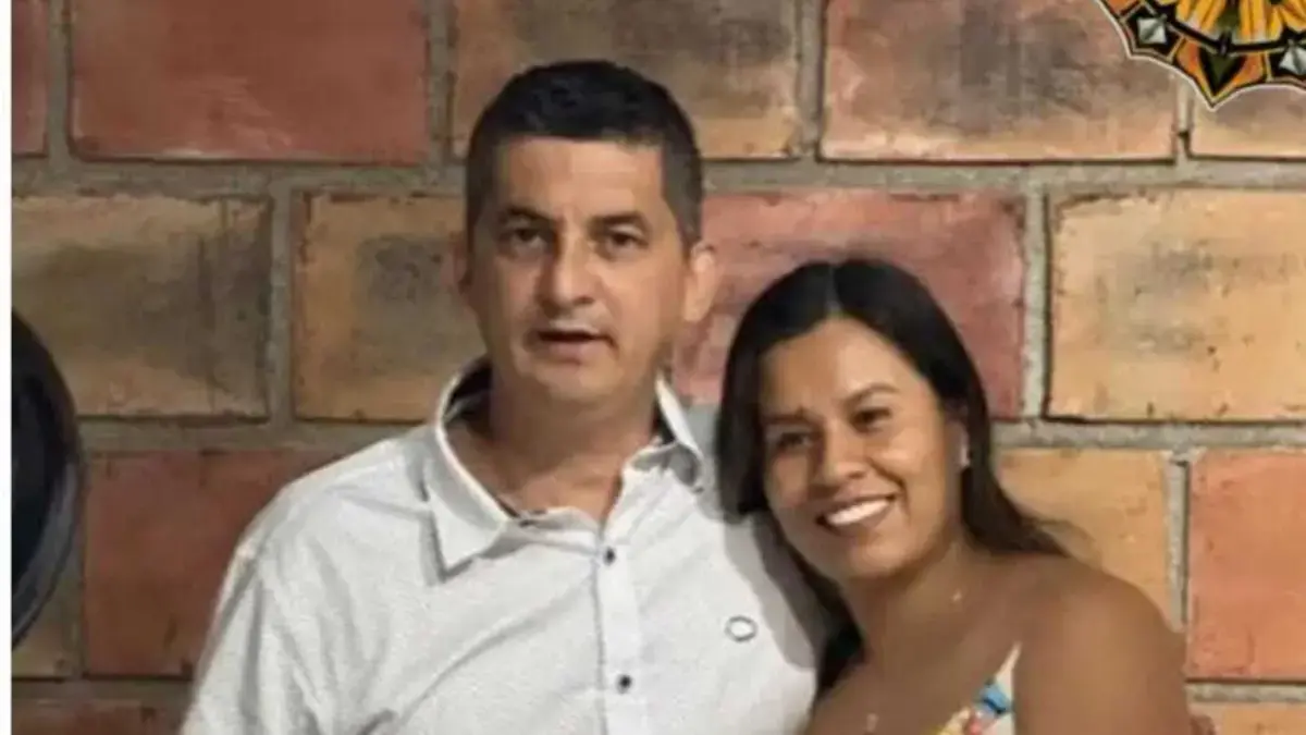 Los hombres armados le dieron al vehículo 20 golpes y escaparon

 – En la mira