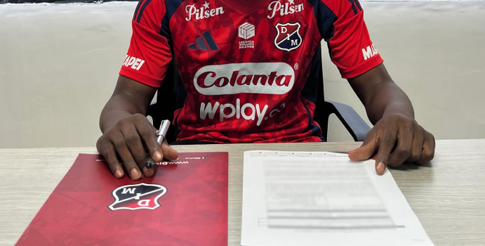 Luis Miguel Piedrahita firmó un contrato con Medellín

 – En la mira