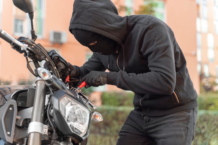 Colombia registró más de 16,000 motocicletas robadas en la primera mitad de 2025: la tecnología marca la diferencia en la lucha contra el robo – 

 – En la mira