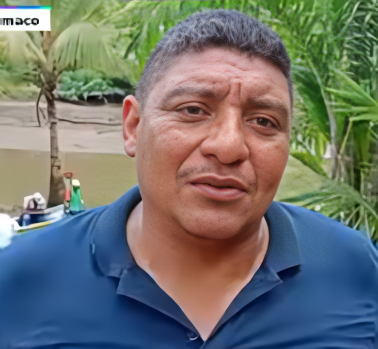 Monitoreo de la empresa en el trabajo de cacao en el distrito – 

 – En la mira