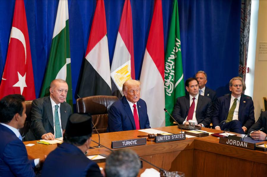 El Gobierno de Trump presenta un plan Paz para Gaza a los líderes árabes – 

 – En la mira