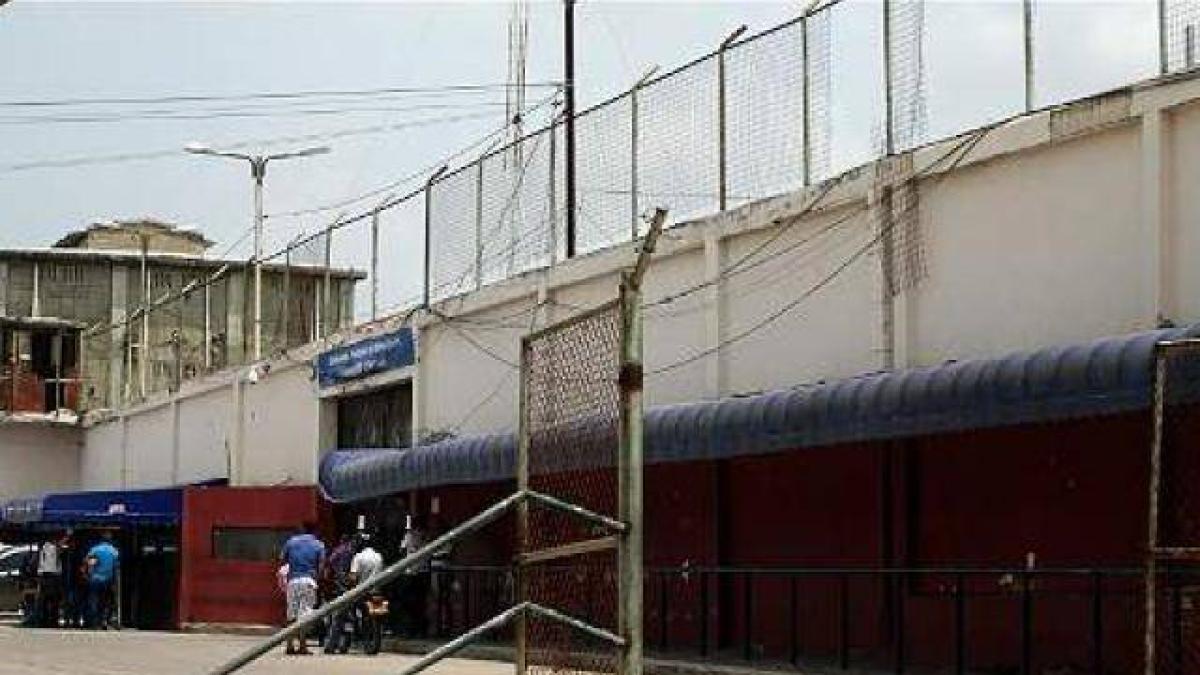 Después de los ataques en otras ciudades, la policía Barranquilla e INPEC activan una supervisión especial en las cárceles del Atlántico

 – En la mira