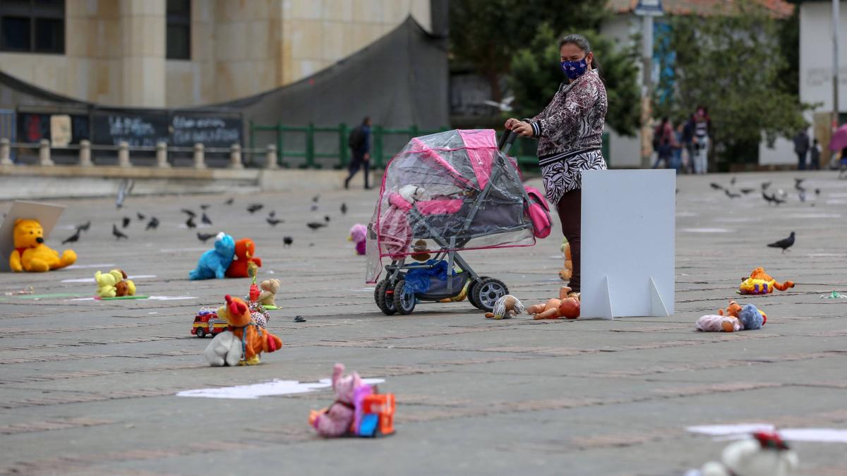 El distrito acompaña psicológicamente a la familia de un niño de un año que presuntamente abusó de su padrastro: la madre es una joven de 17 años
 – En la mira