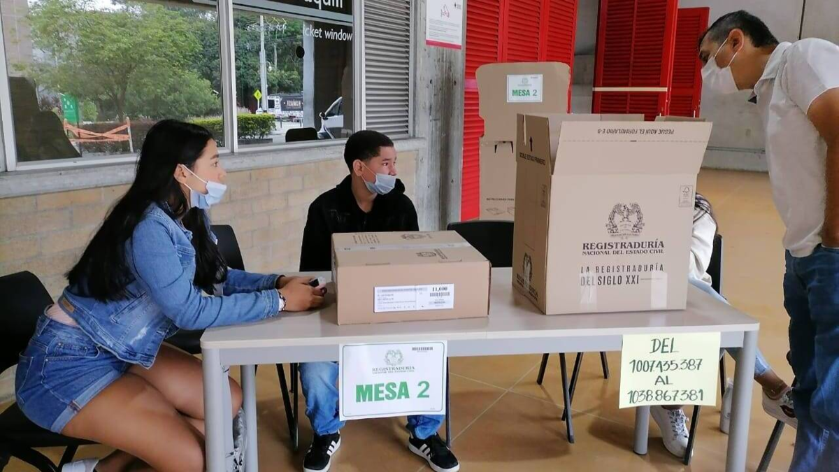 Frisby, Koaj, Corral y más de 170 empresas darán descuentos a jóvenes que salgan a votar en los consejos juveniles

 – En la mira