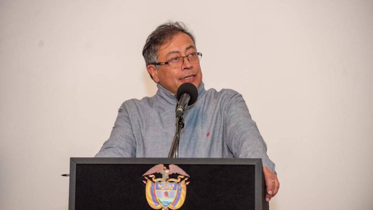 Gustavo Petro habló sobre la economía colombiana

 – En la mira