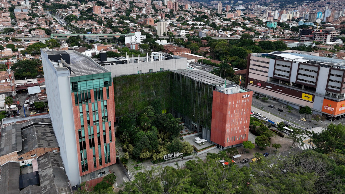 Ruta N se declara víctima del empleo ilegal de 2 hermanos

 – En la mira