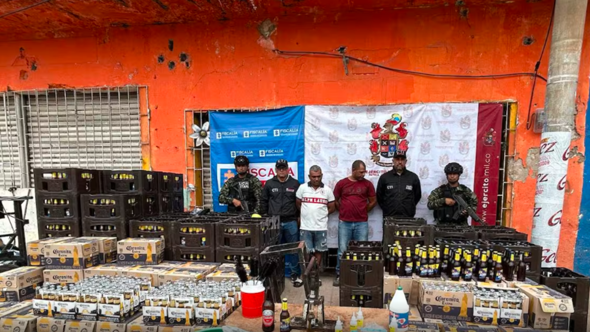 Dos capturados y detenidos más de mil unidades

 – En la mira