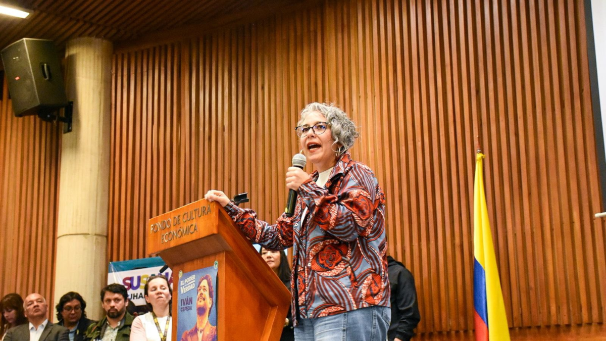 “¿No crees que una campaña con agresión contra Iván Cepeda es un error táctico grave?”

 – En la mira