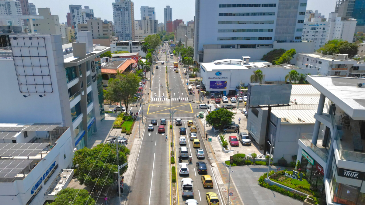 A partir del martes el contraflujo en la carrera 51B será permanente en Barranquilla por su efectividad para reducir en un 57% los tiempos de recorrido

 – En la mira