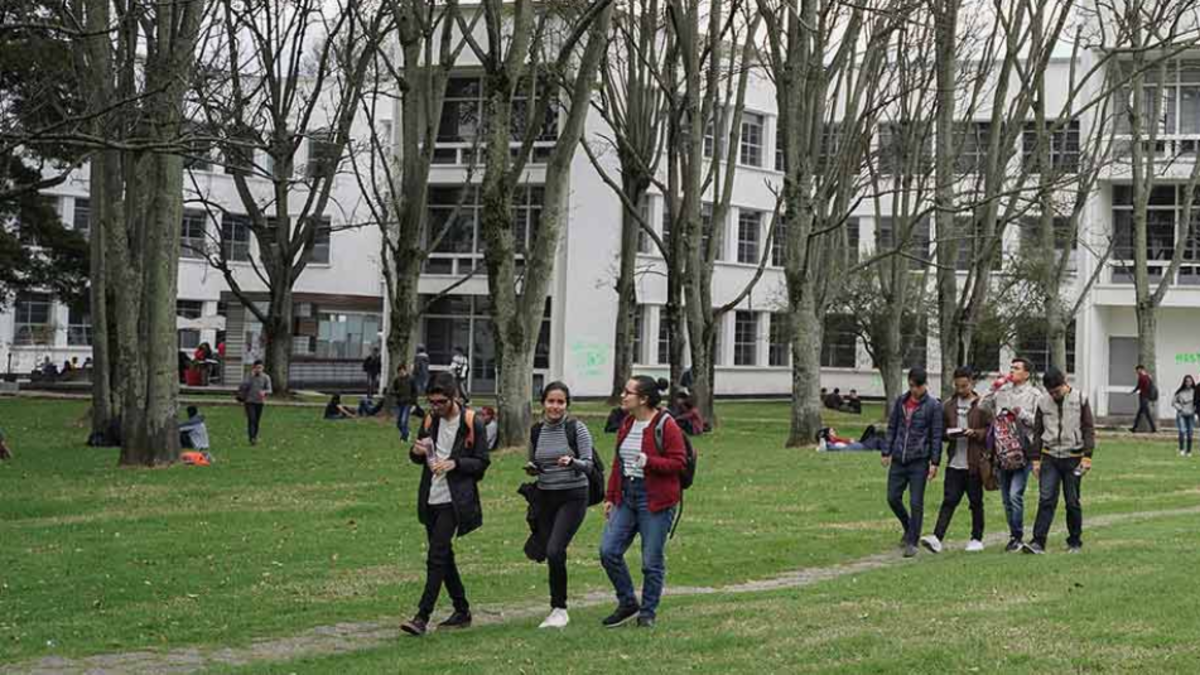 El Senado aprueba un proyecto que asegura financiación sostenible de las universidades públicas

 – En la mira