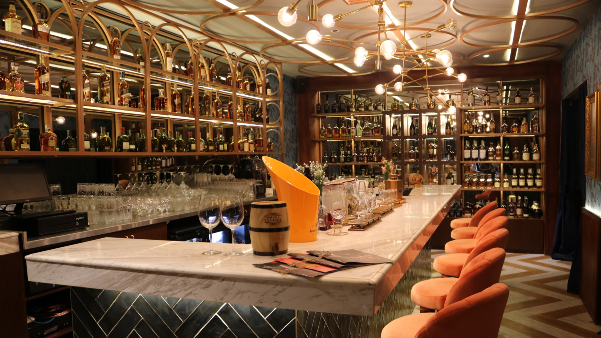 Chocolate Whiskey Bar da vida a la era de la Prohibición en Barranquilla y rinde homenaje a la historia secreta del whisky en la década de 1920

 – En la mira
