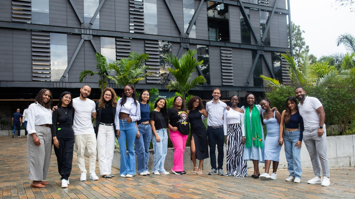 Nueve mujeres indígenas y afro se abren camino en el mundo digital

 – En la mira