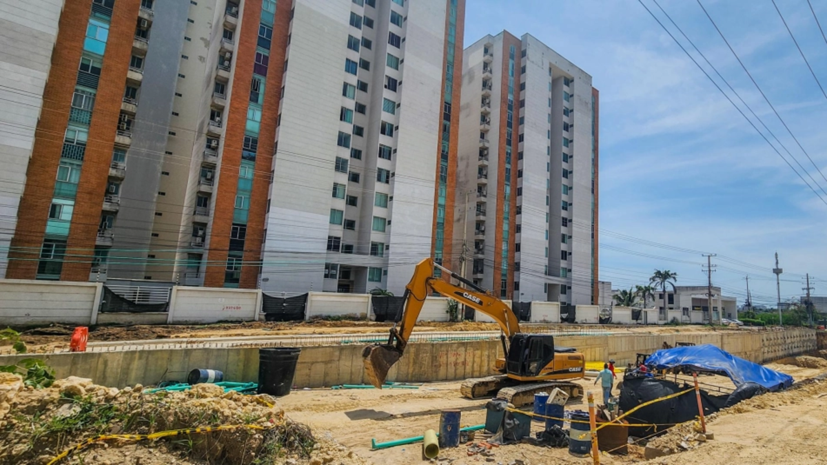 El proyecto Atlántico de 94.000 millones de dólares solo ha avanzado un 64% tras más de 22 meses de extensión

 – En la mira