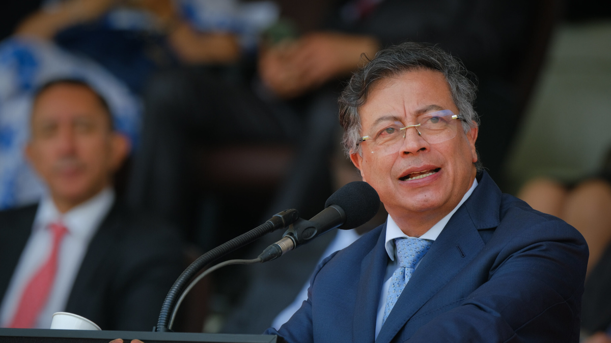 El presidente Gustavo Petro en la lista Clinton
 – En la mira