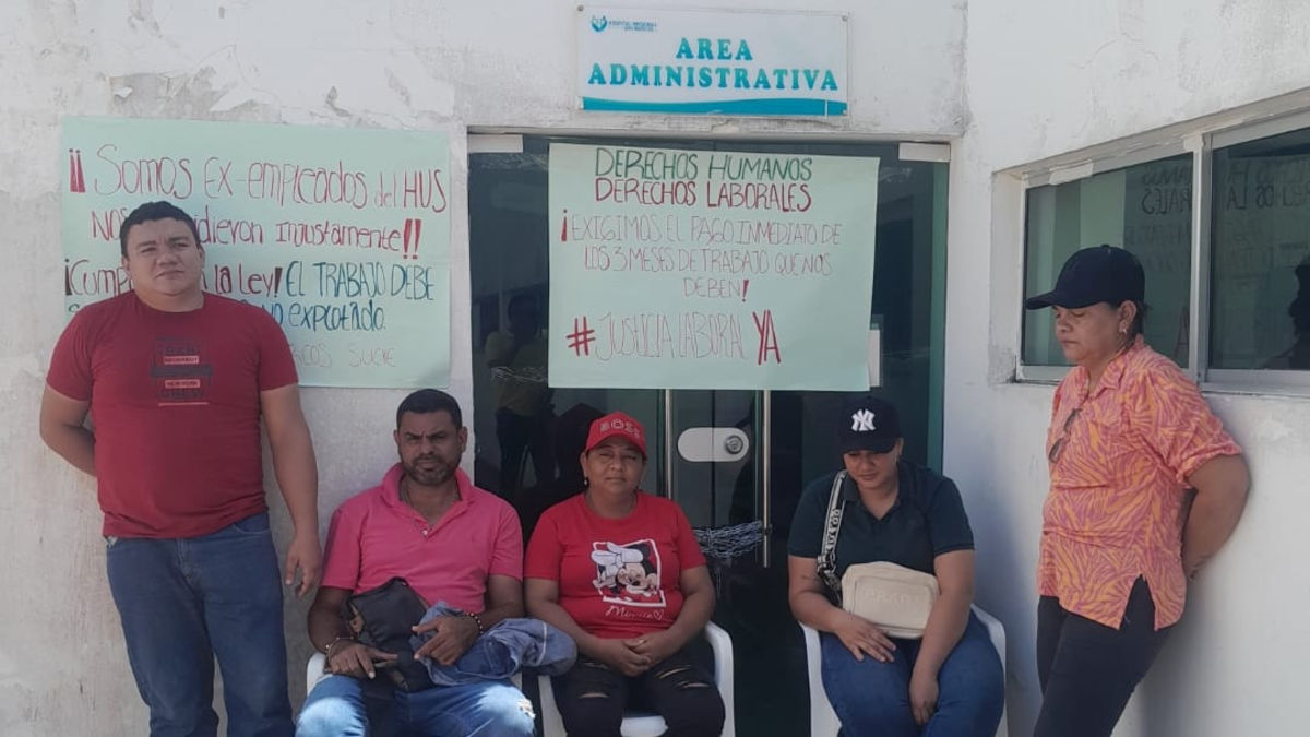 Ex empleados del Hospital San Marcos (Sucre) se encadenaron y realizaron huelga de hambre por retrasos en los pagos: los “despidieron” por protestar
 – En la mira