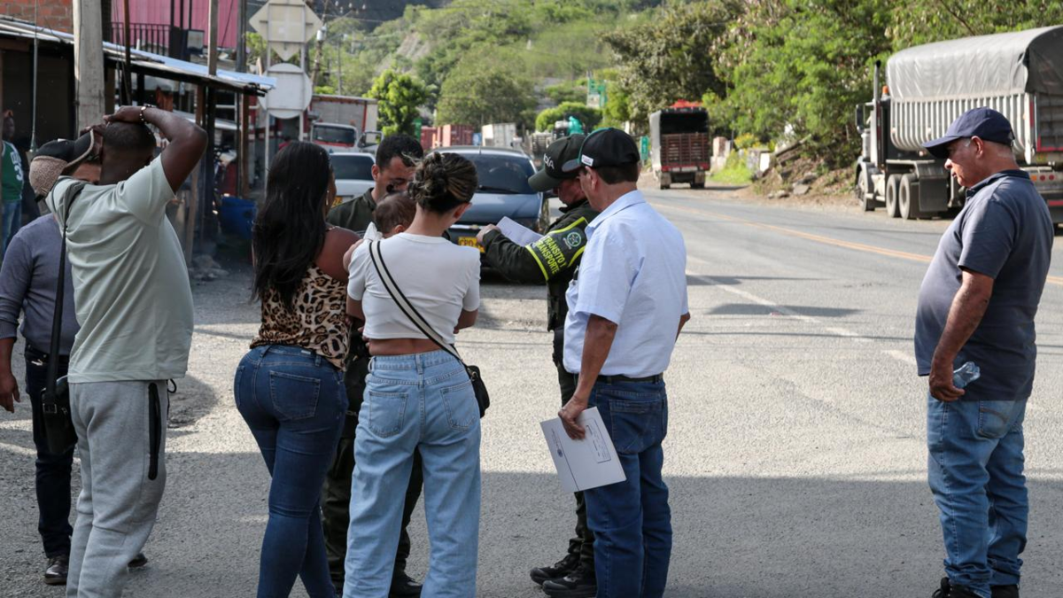 Abren paso al puerto de Buenaventura (Valle) y Panamericana (Cauca) tras acuerdo con el gobierno en Bogotá; ¿Y las otras regiones?

 – En la mira