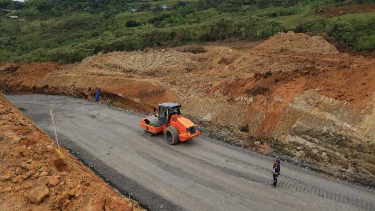 Cuidado con los atascos | Este sigue siendo el cronograma según el cual empleados del consorcio Rutas del Valle realizarán trabajos en la carretera Panamericana en Jamundí

 – En la mira