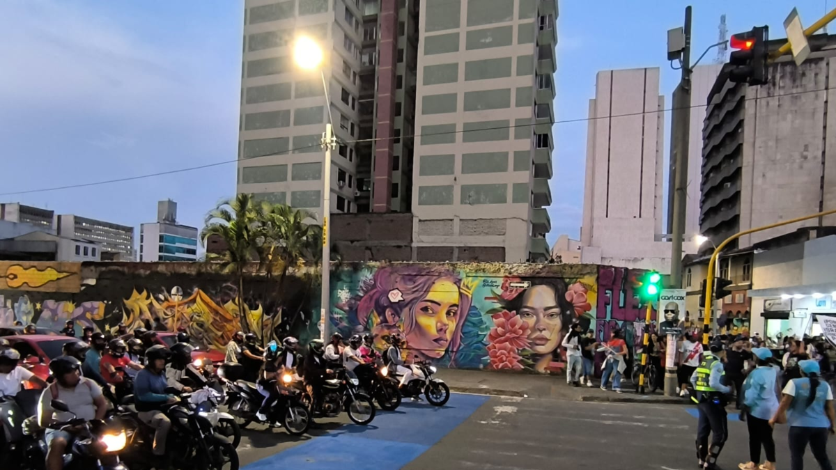 Es una “cobertura” preventiva del sistema de transporte público de MIO para evitar más ataques de vandalismo en su infraestructura

 – En la mira
