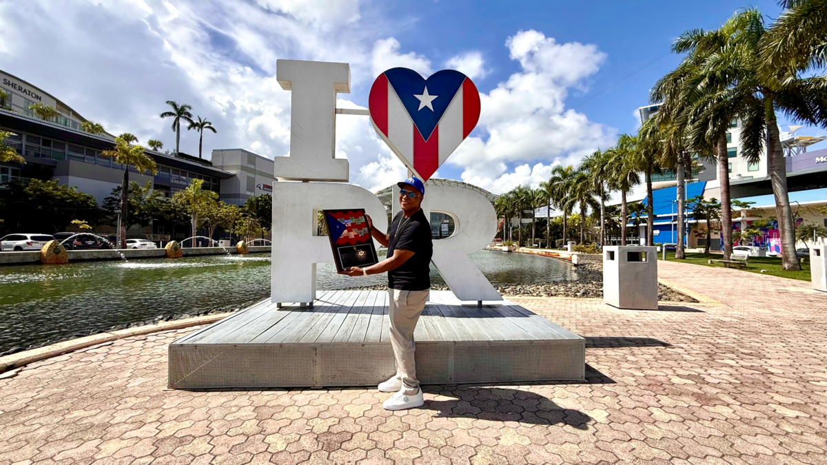 Tributo emocional e histórico al cantante Vallelecaucano Willy García el día nacional de la salsa de Puerto Rico

 – En la mira
