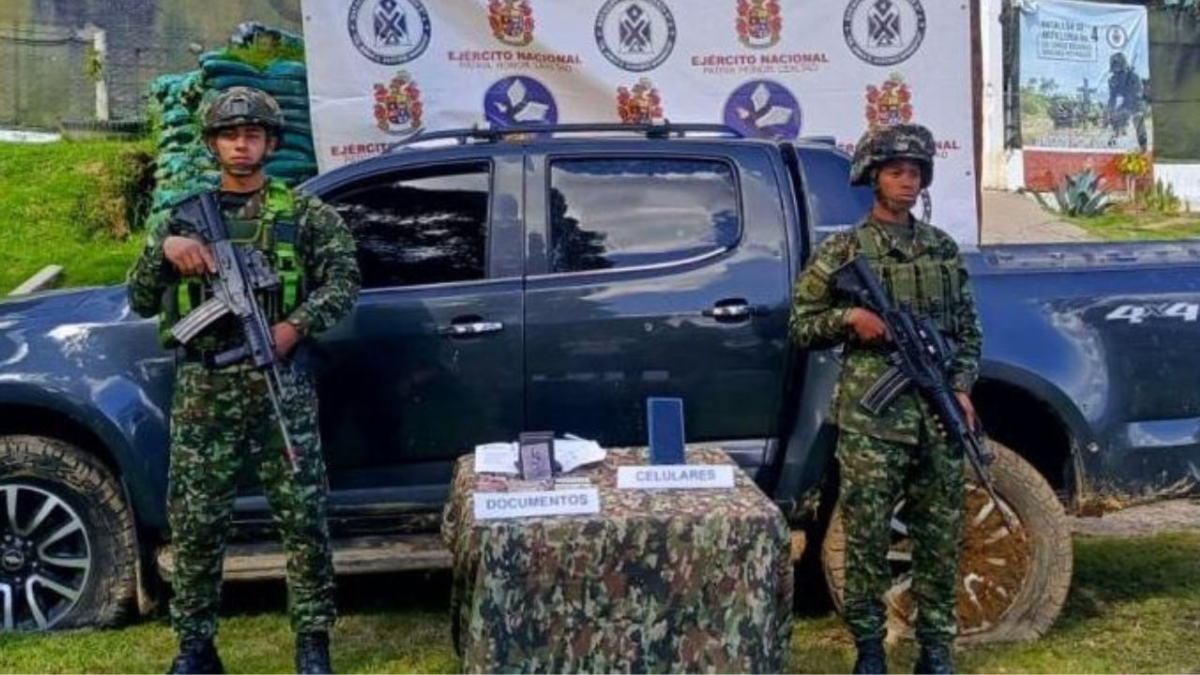 Vehículo pasó una señal de alto en un retén militar en la zona rural de Yarumal, Antioquia y comenzó a disparar
 – En la mira
