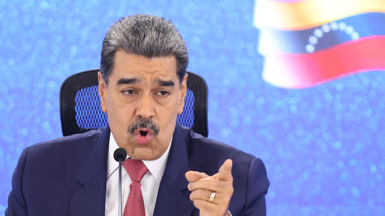 Sobre el ataque de los Gringos responderemos: Nicolás Maduro

 – En la mira