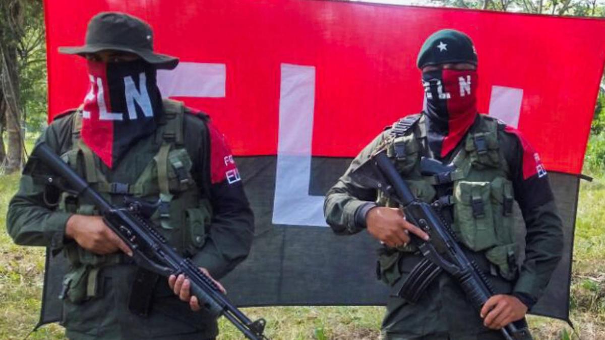 un nuevo llamado al gobierno para responder a amenazas y alertas

 – En la mira