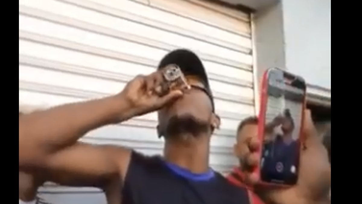 Vivió para contar la historia.

 – En la mira