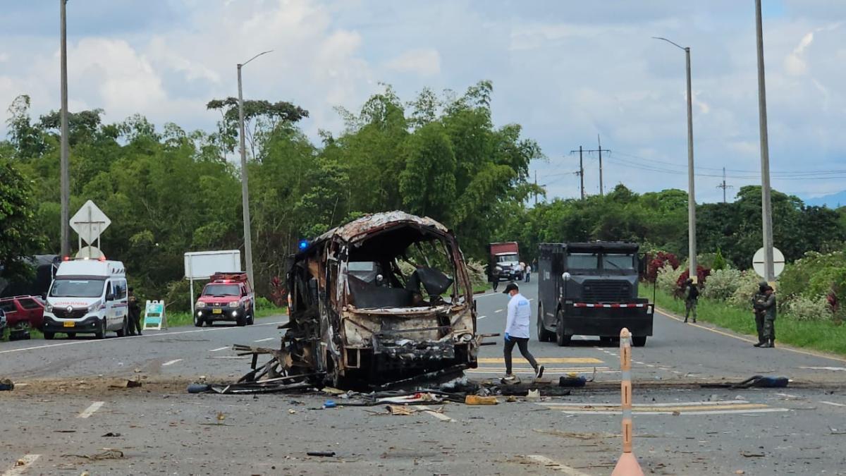 ¿Quién detonó un coche bomba en la Carretera Panamericana? Las autoridades proporcionaron un informe sobre la explosión que mató a una persona.

 – En la mira