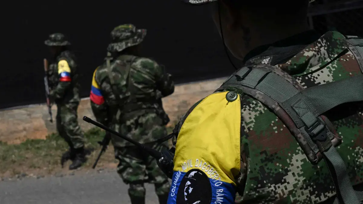 Más de 200 disidentes de las FARC atacaron una comisaría en Mondomo y secuestraron a un militar en Balboa

 – En la mira