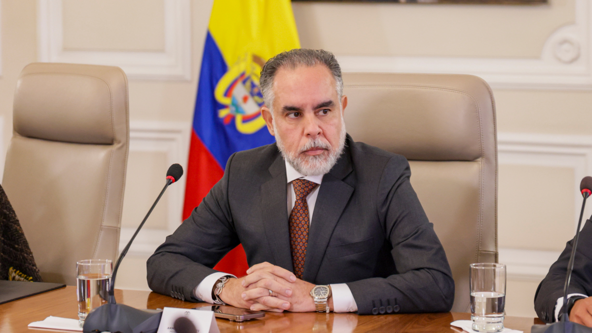 “Presentaré una causa penal bajo mi propio nombre”

 – En la mira