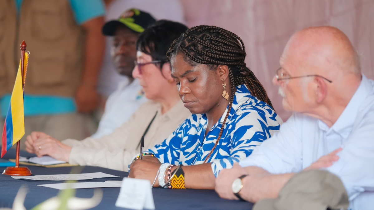 “La violencia persiste en sus territorios”

 – En la mira