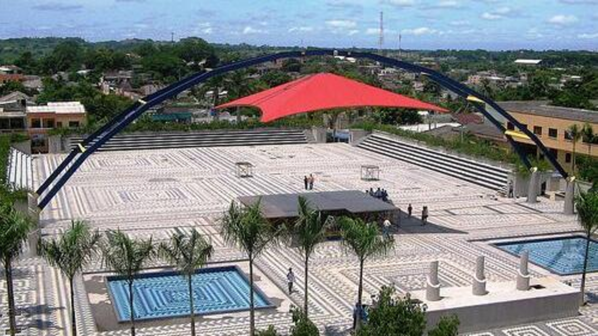 Plaza de Majagual de Fromlejo será restaurada tras 20 años de abandono

 – En la mira
