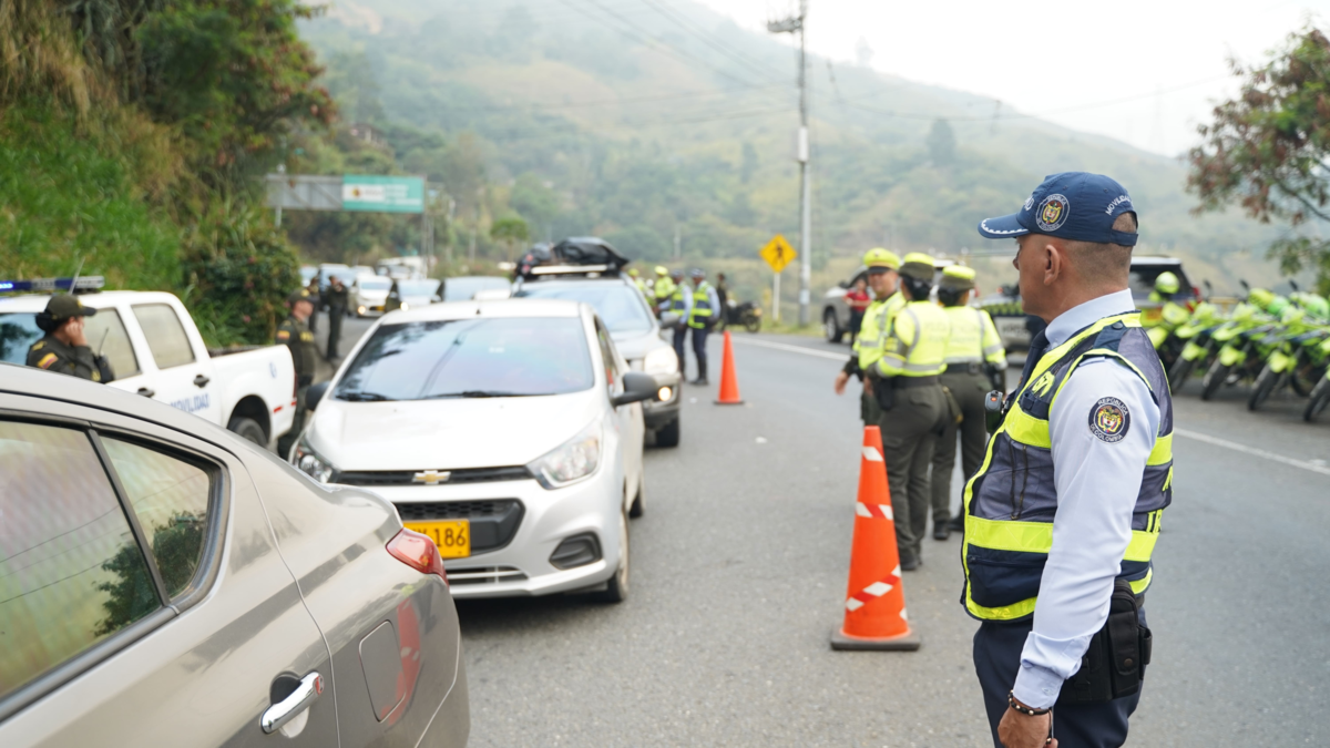 Ojo, el lunes 17 de noviembre habrá medición de pico y placa para quienes ingresen a Cali por el kilómetro 18 en pleno fin de semana festivo: así funcionará

 – En la mira