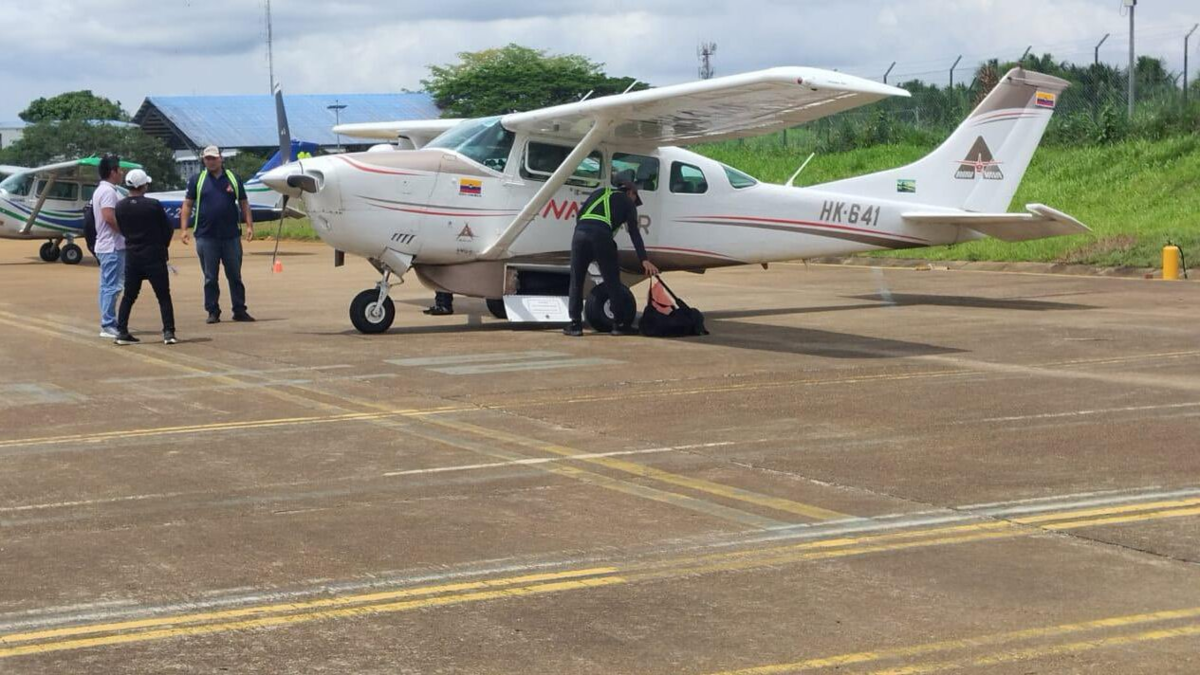 En el avión viajaban funcionarios del Registro Civil Nacional.

 – En la mira