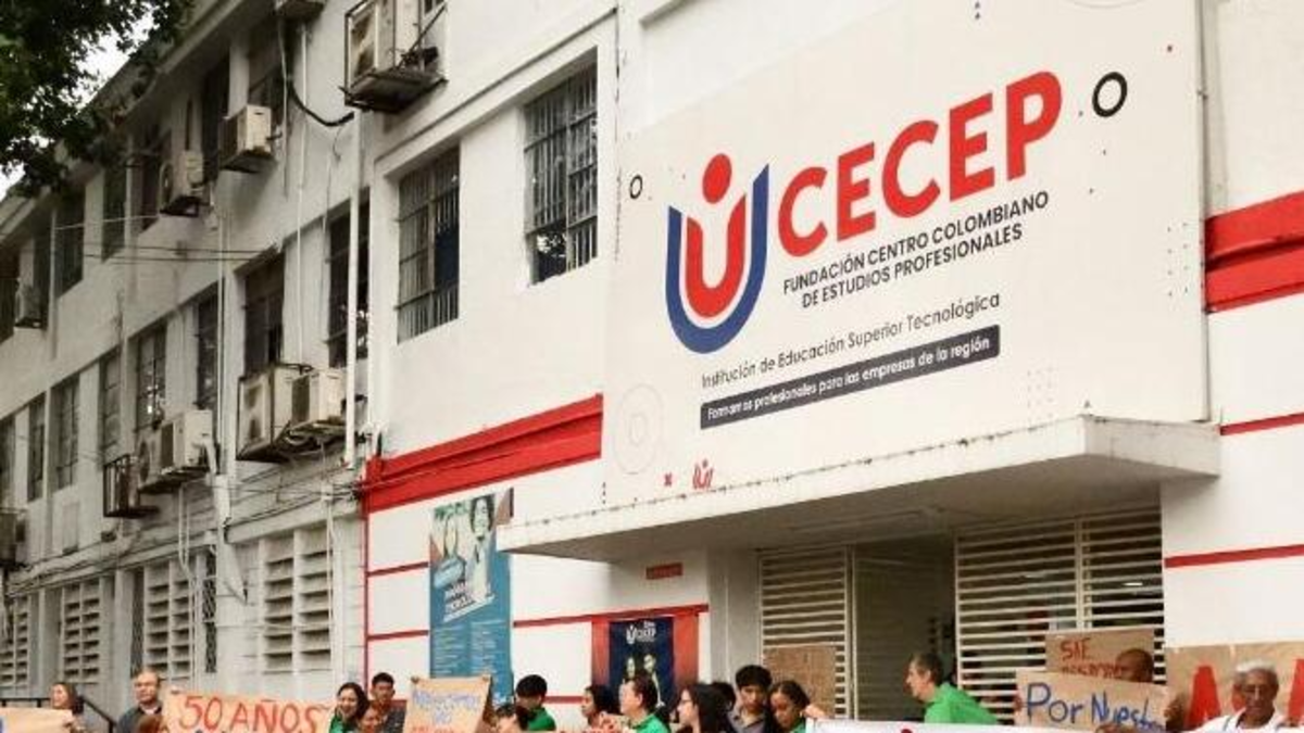 drama de más de 1.000 estudiantes en Cali

 – En la mira