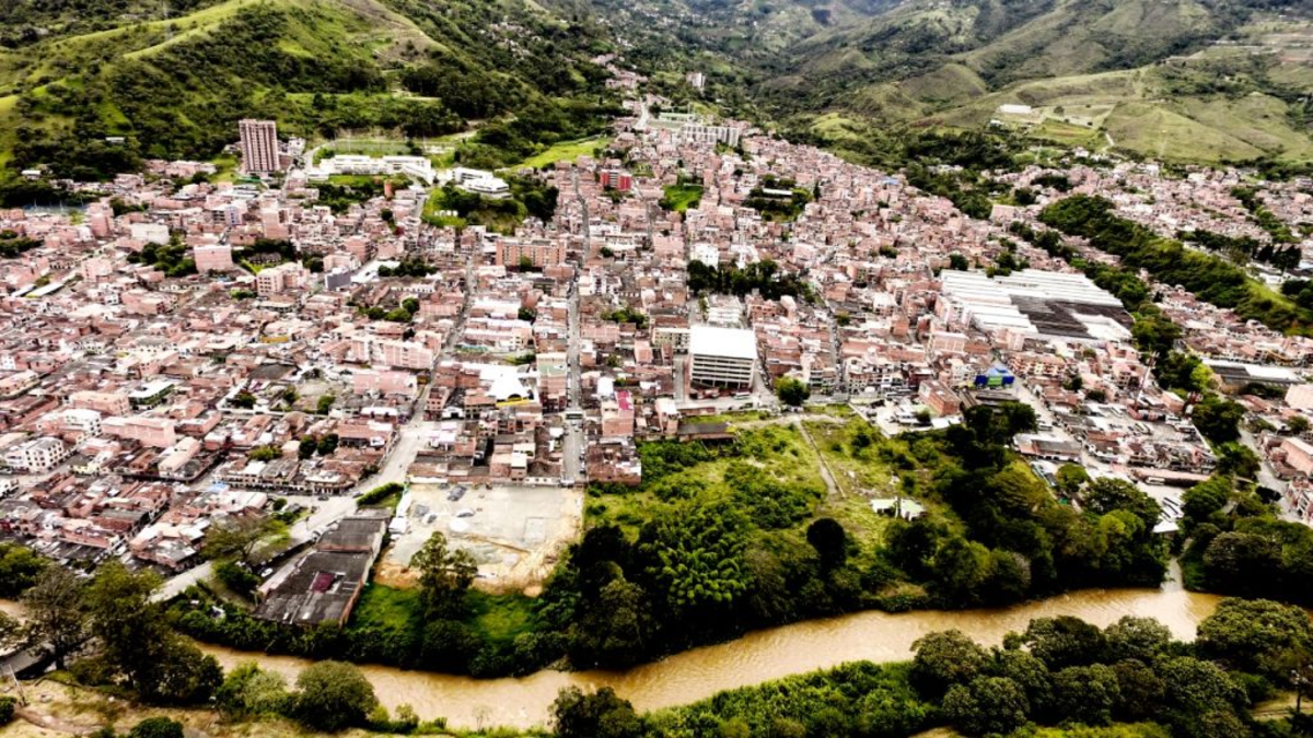 Perdió la vida en Copacabana tras deslave provocado por lluvia

 – En la mira