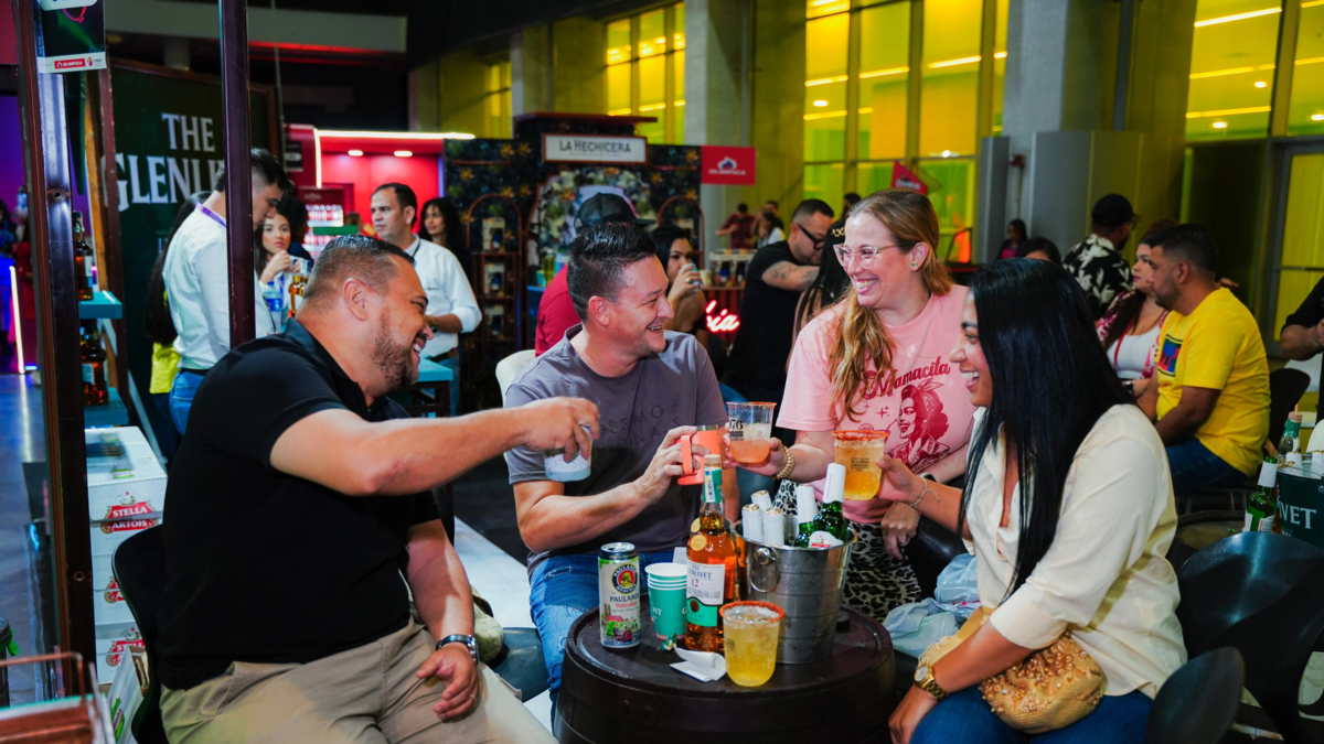 Cuatro días de grabaciones, sabores, música y experiencias únicas de cultura líquida.

 – En la mira