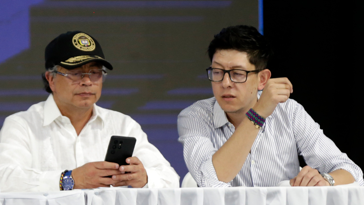 “Lo mismo para ser ministro”

 – En la mira